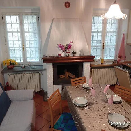 Emy & Lu Citta' Alta Centro Storico 度假居 贝尔加莫