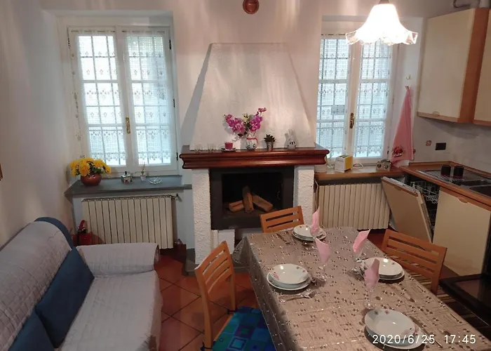 Emy & Lu Storico Citta Alta Semesterbostad Bergamo