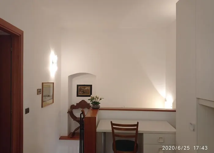 Emy & Lu Storico Citta Alta Semesterbostad Bergamo