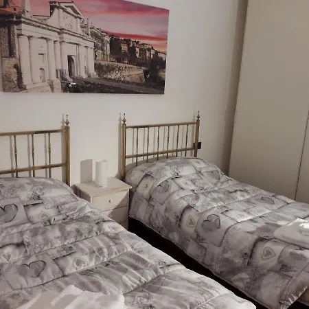 Dom wakacyjny Emy & Lu Citta' Alta Centro Storico *